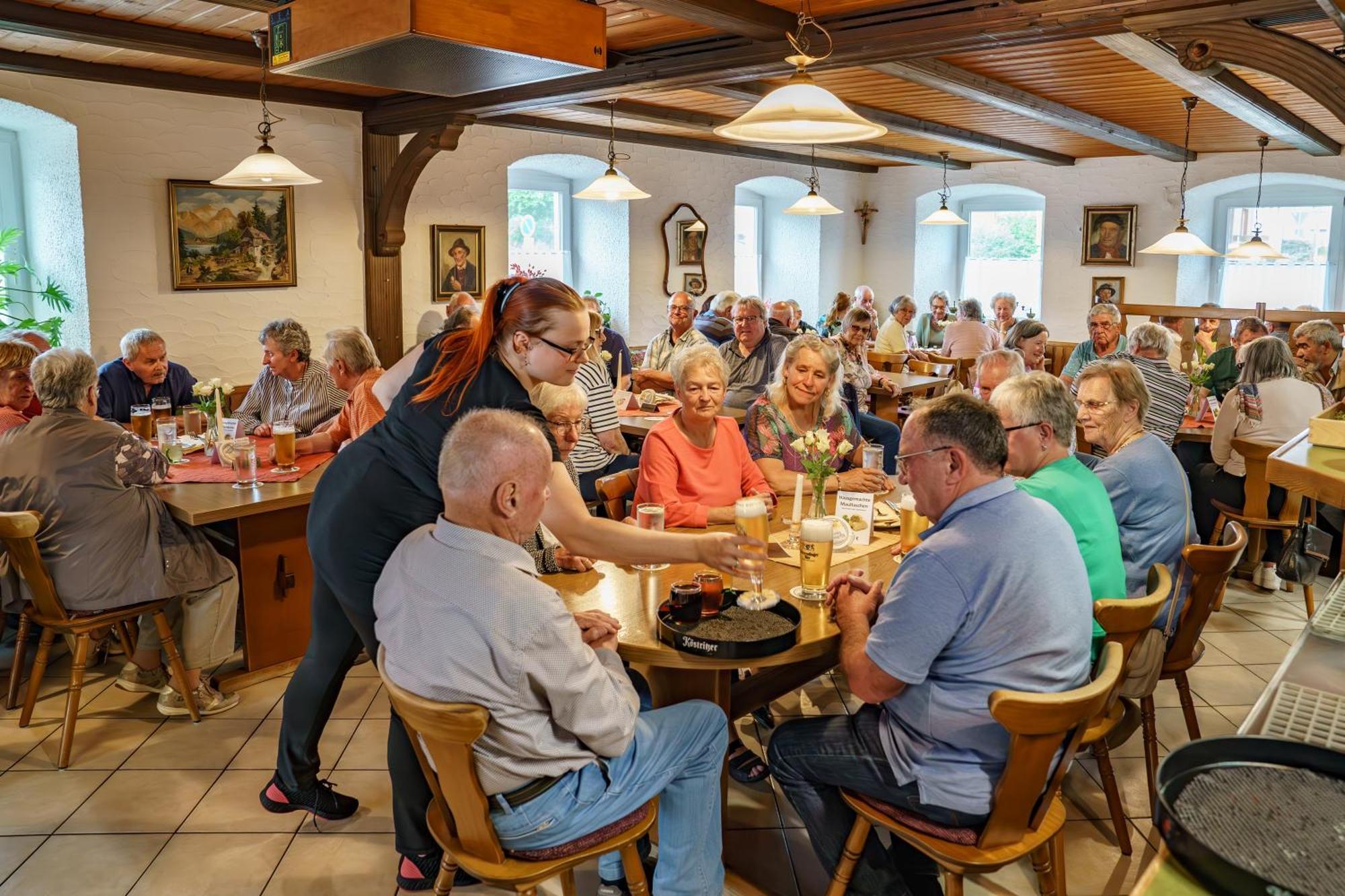 Landgasthof Ochsen 네레샤임 외부 사진